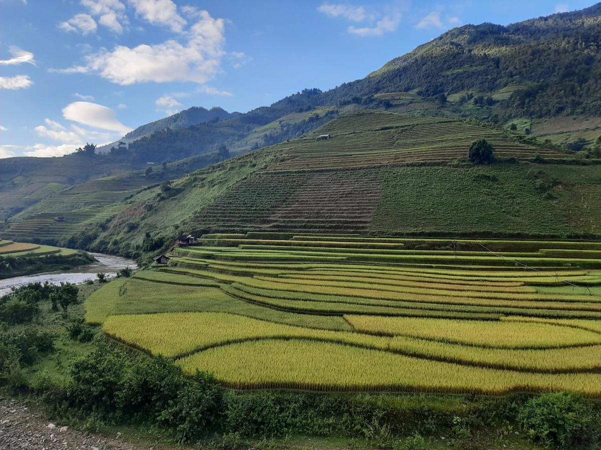 Dong Suoi H'Mong Homestay & Bungalow - Trek & Vegetarian Food Mu Cang Chai Esterno foto
